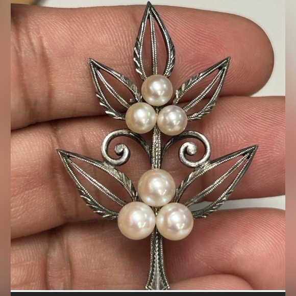 Vintage Retro sterling silver 6 Mikimoto cultured Akoya...